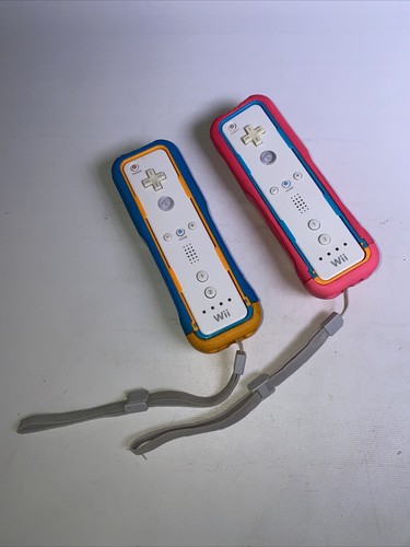Wii controllers with neon - 2,