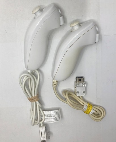 Nintendo wii nunchuk - nintendo,