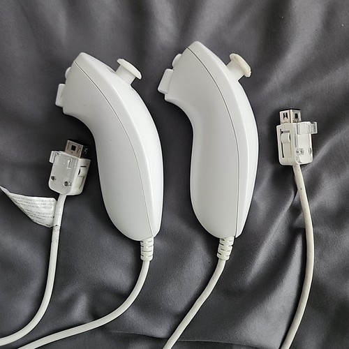 Lot official nintendo wii - 2,
